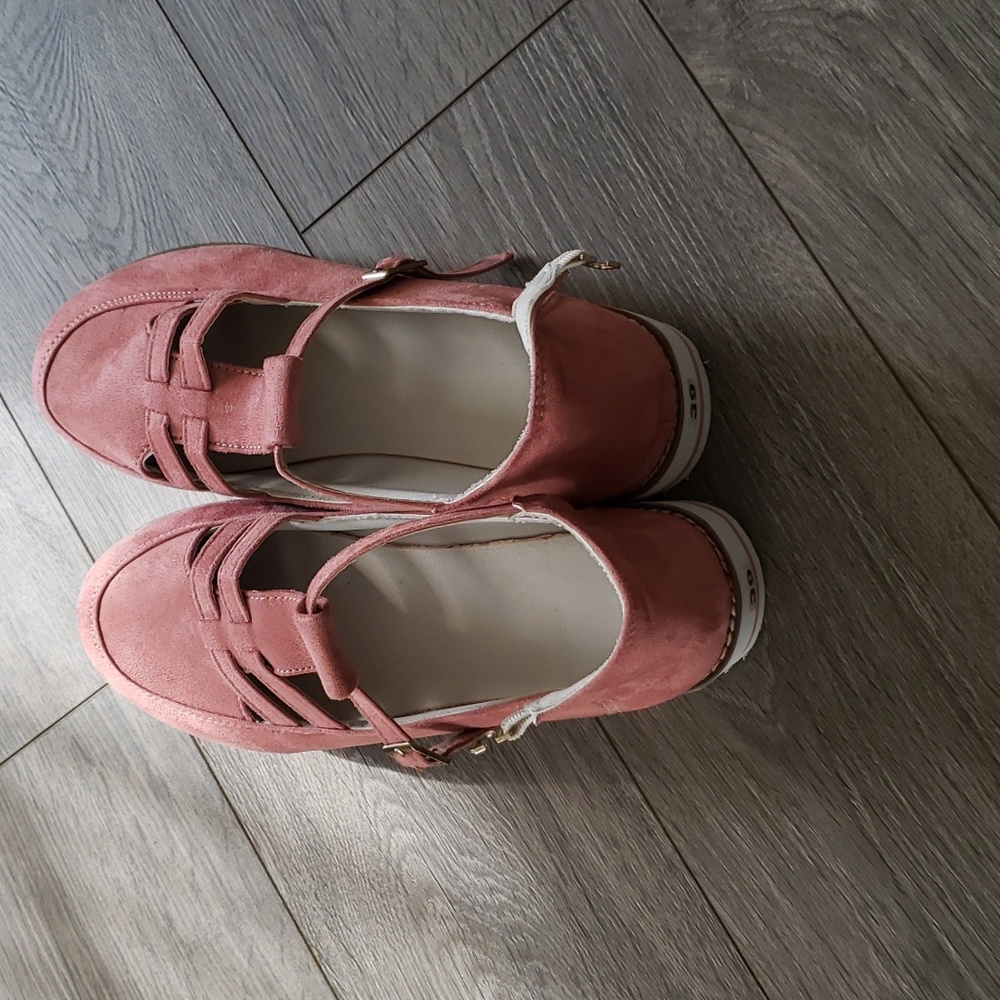 Shoe's Heels Yellow Size 7.5
